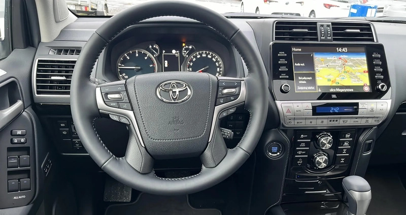 Toyota Land Cruiser cena 380000 przebieg: 5, rok produkcji 2023 z Kalety małe 277